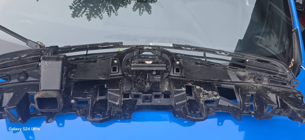 497402384_122098125572877101_7980370675450944377_n